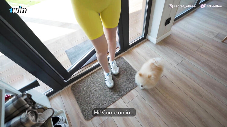 Приютил на ночевку и пригрел на хуе иногороднюю сводную сестру