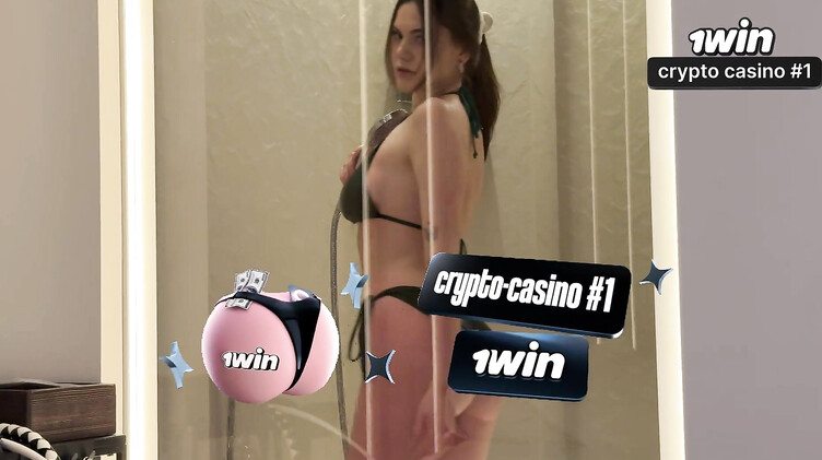 Довольный клиент после секса кончил на красивые сиськи массажистки