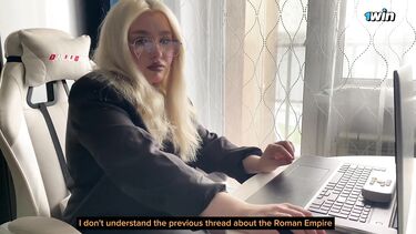 Blondessa: Русская сочная репетиторша трахается с 11-классником у нее дома