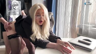 Русская сочная репетиторша трахается с 11-классником у нее дома