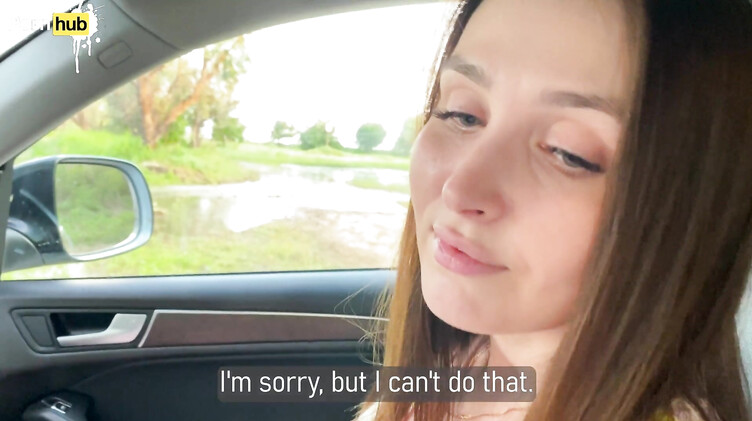 Русская мачеха после ссоры с мужем трахается в машине с молодым пасынком