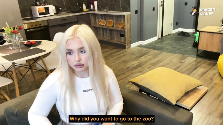 Ревнивая пышечка отсосала и трахнулась со сводным братом