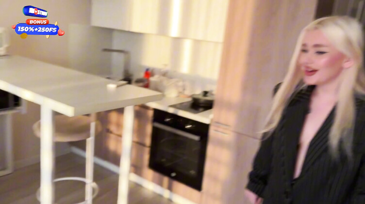 Риэлторша отдала тугой анал клиенту ради сделки