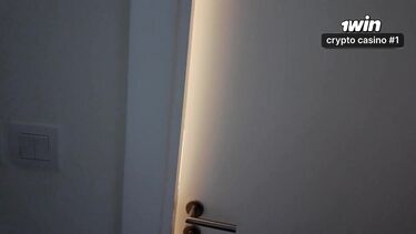 Пасынок съел виагру и просит мачеху помочь со стояком