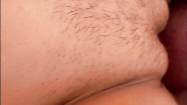 Трахает мачеху на отдыхе перед приездом отца