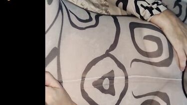 Трахнул раком мачеху в комбинезоне перед корпоративом