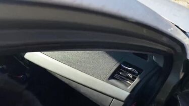 Публичное порно: Публичное порно с Алиной Тумановой на трассе и в туалете торгового центра