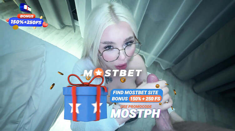 Blondessa: Русская школьница в короткой юбке крупным планом ебется с бойфрендом