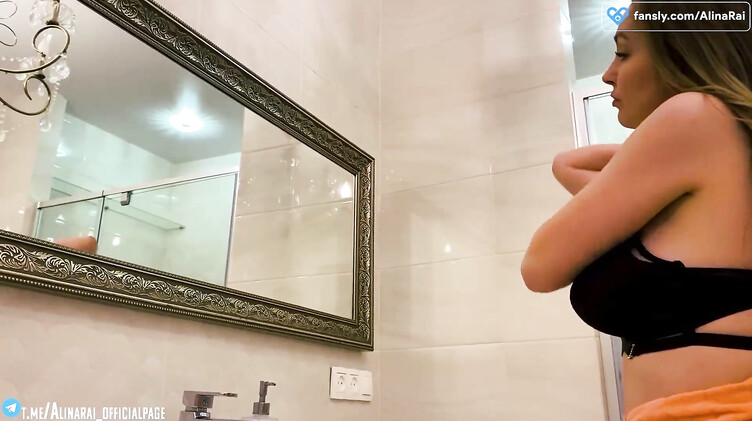 Пасынок случайно выпил виагру отца и выебал мачеху