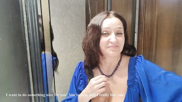 Пасынок ебет мохнатку зрелой мачехи и шлепает ее ремнем