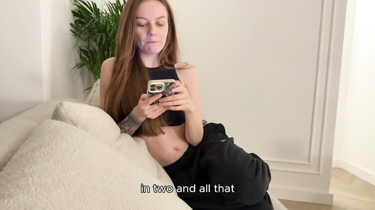 Полгода без секса: голодная девчонка соблазняет на трах кента бойфренда