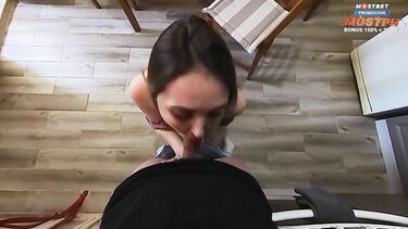 Мечта пацана - трахнуть в отлизанную киску маму друга