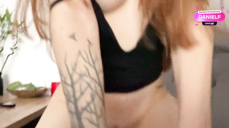 DanielFapcum: Брат мужа разводит Кесси Келли на измену с куни и трахом на кухне