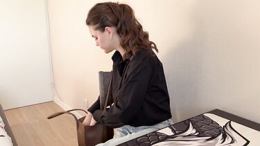 Сисястая училка в костюме сексуального кролика ебется с учеником