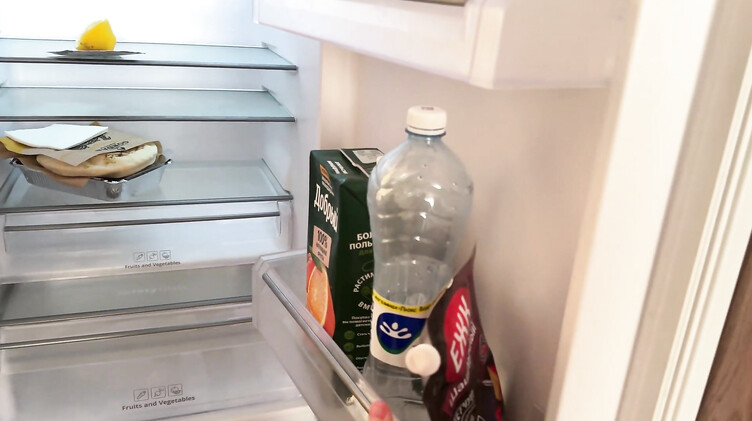 Blondessa: Риэлторша ебется в жопу с клиентом в качестве бонуса за покупку квартиры