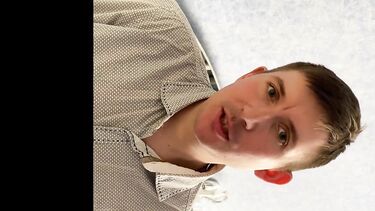 Соблазнил и выебал зрелую маму друга