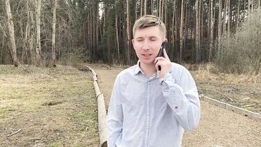 Соблазнил и выебал зрелую маму друга