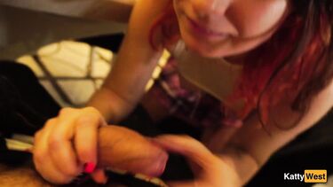 Свингеры пришли в гости и спонтанно обменялись партнерами для ебли вчетвером