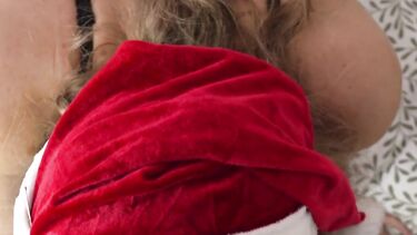 Новогодний подарок брату в виде минета и доступа к манде