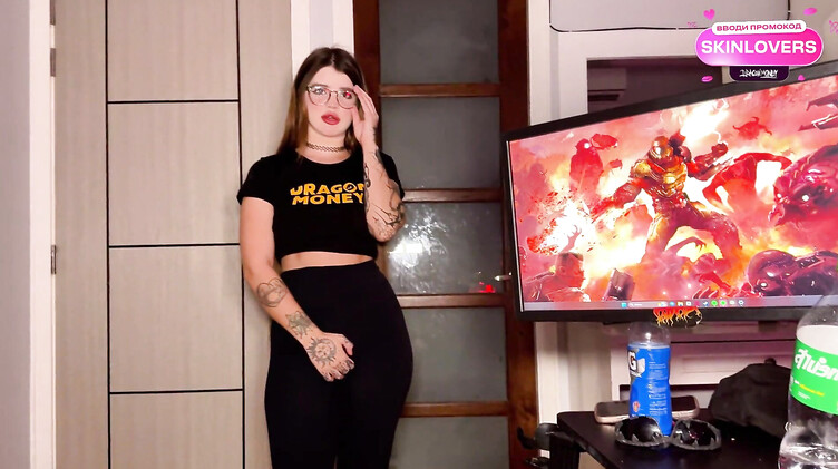 Засунул в жопу сводной сестры перец чили, а потом засадил хуй