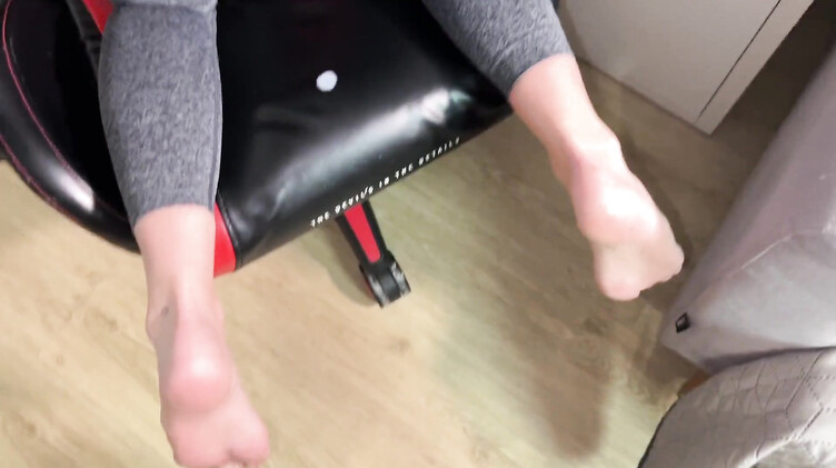 Endorphin Baby: Бойфренд наказал сексом русскую блондинку в порванных лосинах