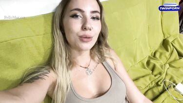 Влог Беллы Мур с бэкстейджем порно съемок