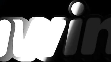 Скай Янг сосет толстый хуй кента своего парня