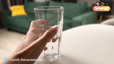 Шлюшка в брекетах совращает на трах соседа и изменяет парню