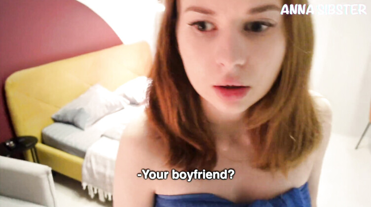 Отшил парня сводной сестры по телефону и трахнул сестренку