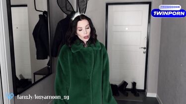 Маленькие соски: Ее бросил парень и она нашла утешение на хуе бывшего