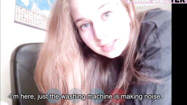 Разговаривает по телефону: Любовник ебет сучку, пока она на видео связи с мужем