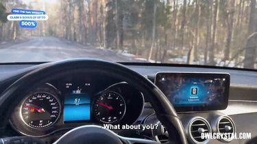 Оул Кристал в берете строчит минет богатому водителю мерса