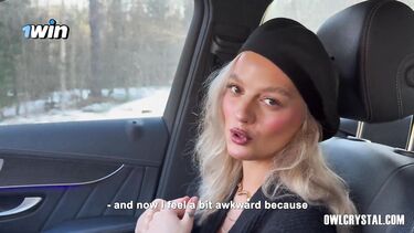 Оул Кристал в берете строчит минет богатому водителю мерса