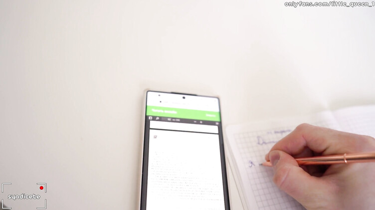 Молодая училка трахается с тупым учеником вместе домашней работы