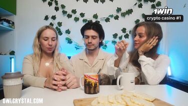 Русская шалунья трахается с отчимом узнав про семейную тайну