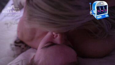 Сочный отсос утреннего стояка с финалом в рот