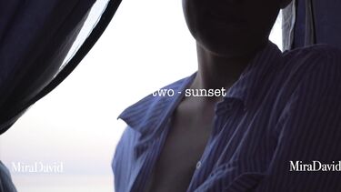 Кинул две палки в блонду на берегу Волги