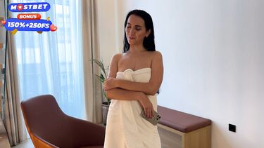 Мачеха трахается с пасынком случайно отправив ему свои нюдсы