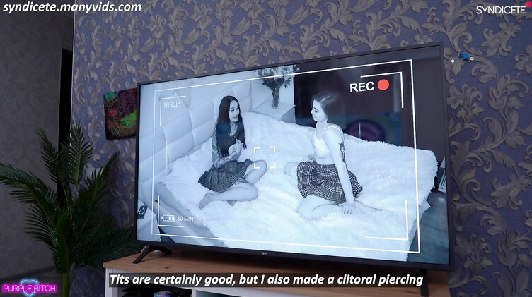 ЖМЖ тройничок с соседкой по комнате и ее подружкой с силиконовой грудью