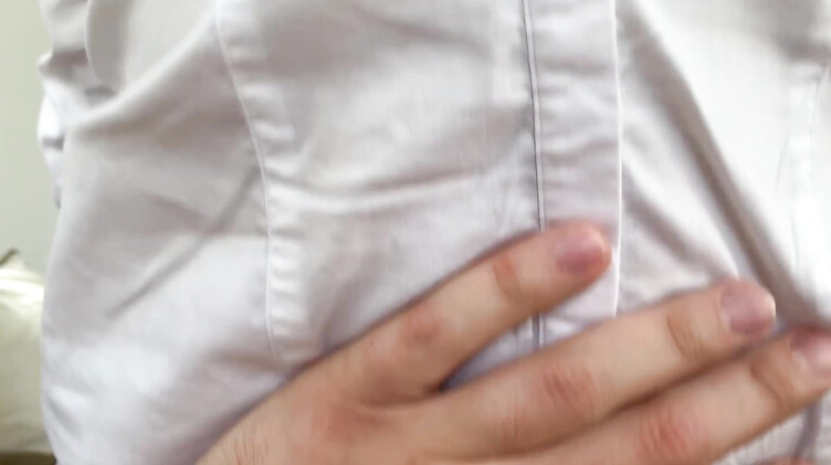 Школьница: Школьница в униформе трахается со сводным братом за вкусный леденец