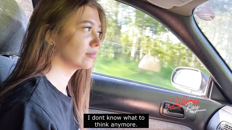 Водитель трахнул в рот попутчицу без денег