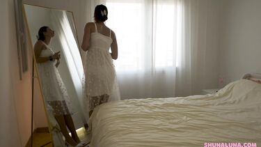 Одинокая русская девушка сексом облагодарила соседу за помощью