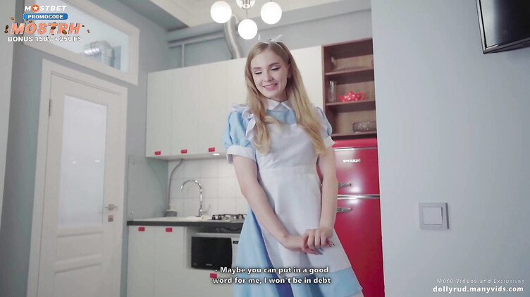 Сын мажор трахает молодую домработницу за прибавку к зарплате