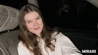 Вывез за город и трахнул в машине 18-летнюю девку из Перми