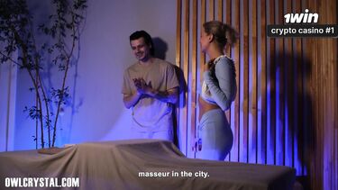 Замужняя пришла в овуляцию на массаж и выпросила еблю