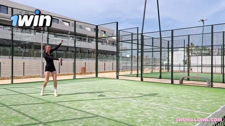 Теннисистка проиграла парню и отдалась с финалом в рот