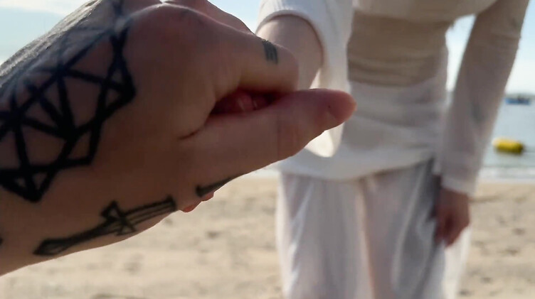 Трах в номере отеля с незнакомцем с пляжа