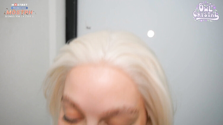 Взяла за щеку и перепихнулась с незнакомцем за айфон