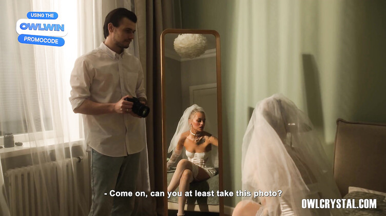 Сексуальная невеста в чулках изменяет с фотографом в день свадьбы