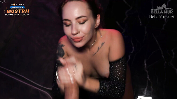 Красивая подборка Беллы Мур со сливами спермы в рот и на лицо